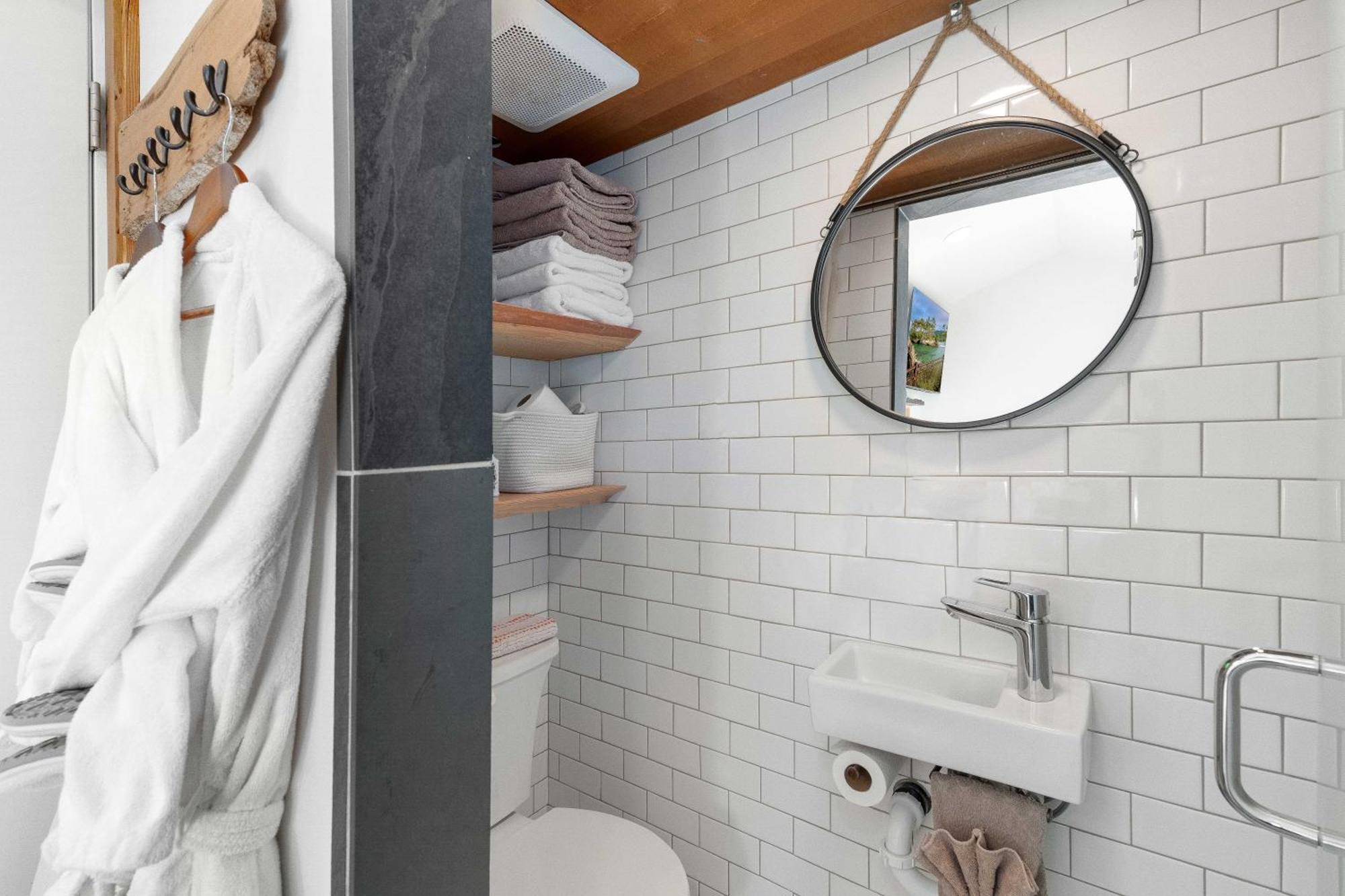 Blue Moon Tiny House, Sauna,Ht Port Angeles Ngoại thất bức ảnh